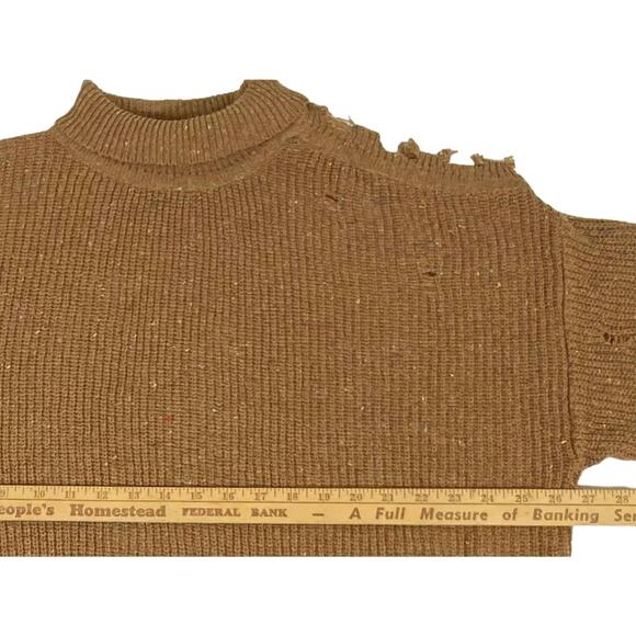 Zenana Sweater Size Medium Brown Color Flecks Open Shoulder Distressed Oversized - Picture 9 of 11